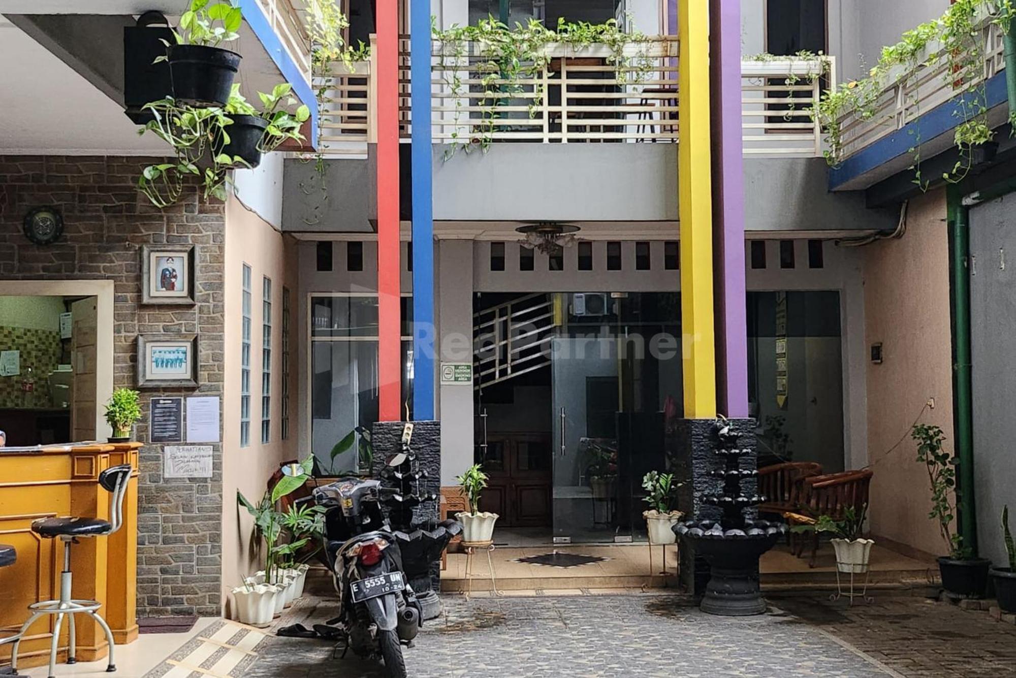 Puspita Homestay Mitra Reddoorz Bekasi Eksteriør bilde